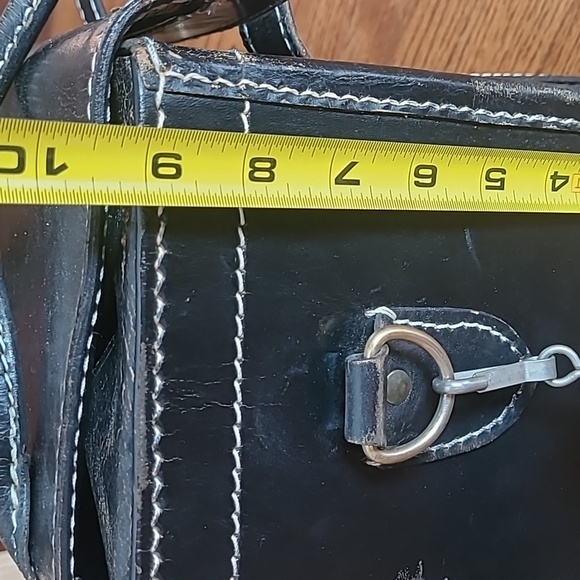 Vintage Black Leather Photographer's Camera/Equipment Bag - Picture 14 of 16
